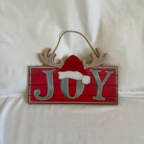 Joy Christmas Wooden Wall Sign With Santa Hat & Antlers - Festive Red & White De - Picture 1 of 2